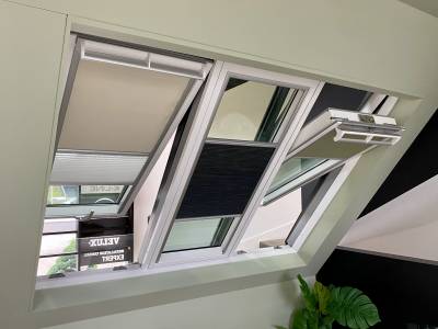 Velux Verrière 3 en 1, exposée dans notre showroom à Orgeval-2